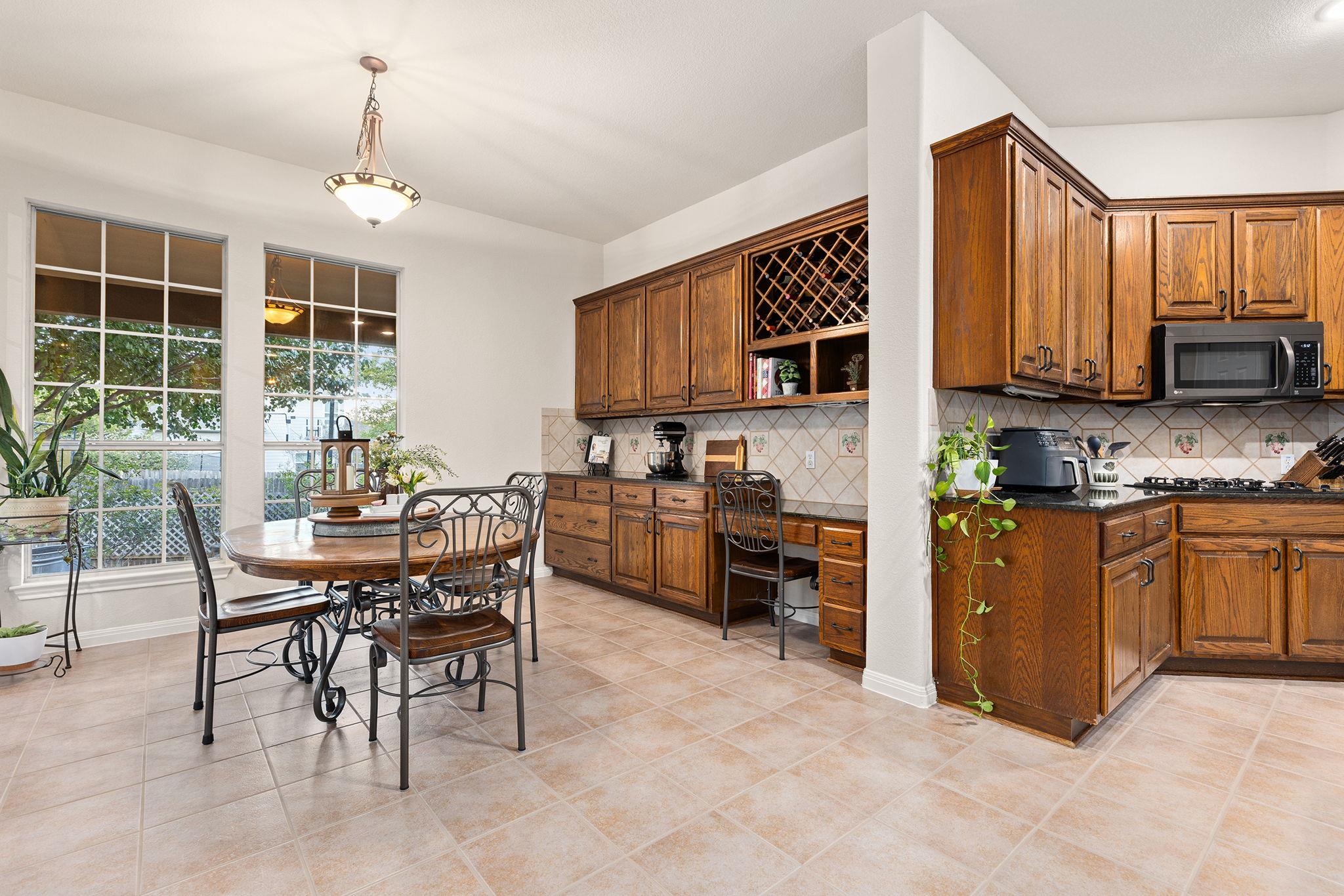 908 Golden Bear Cove Round Rock TX 78664