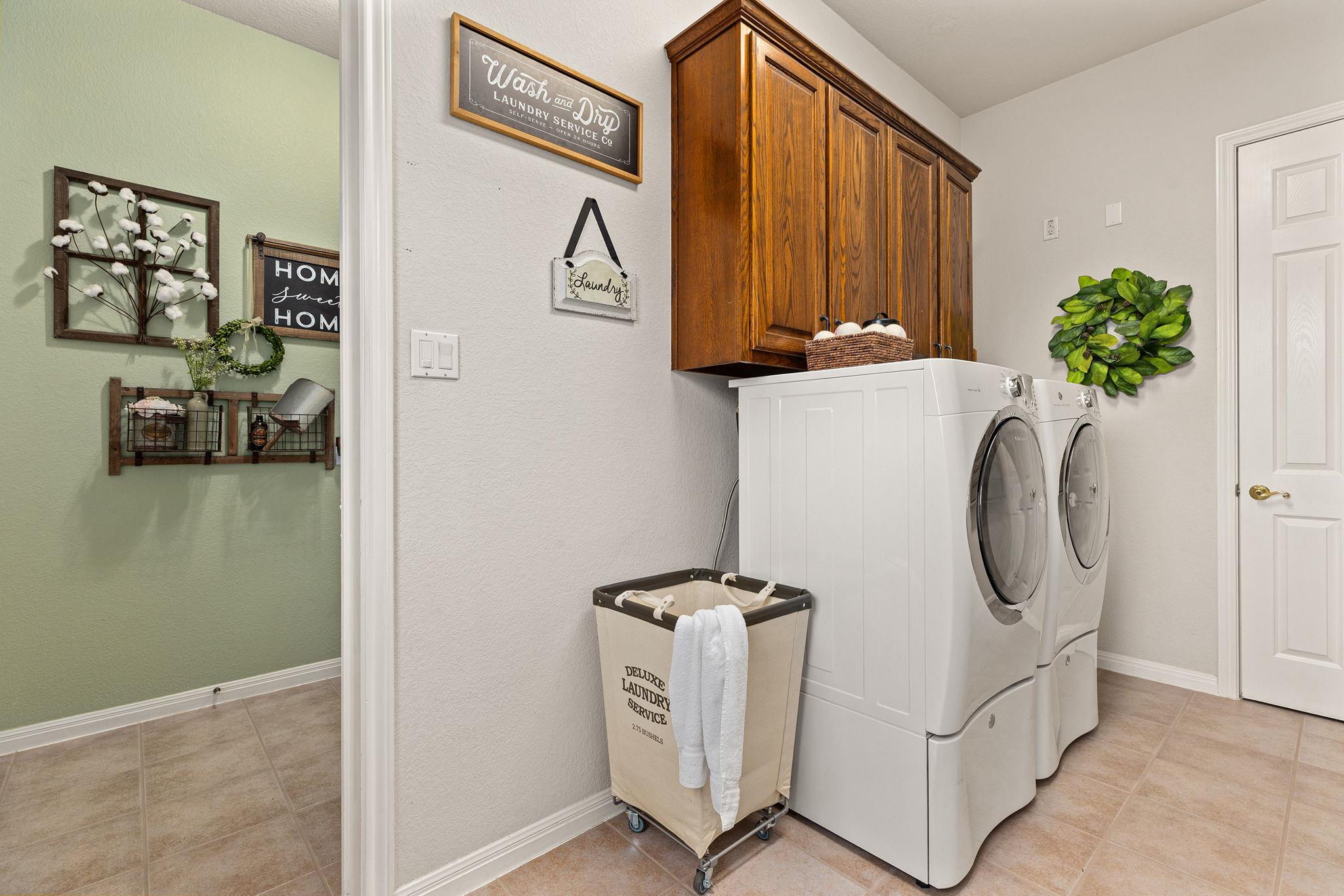 908 Golden Bear Cove Round Rock TX 78664