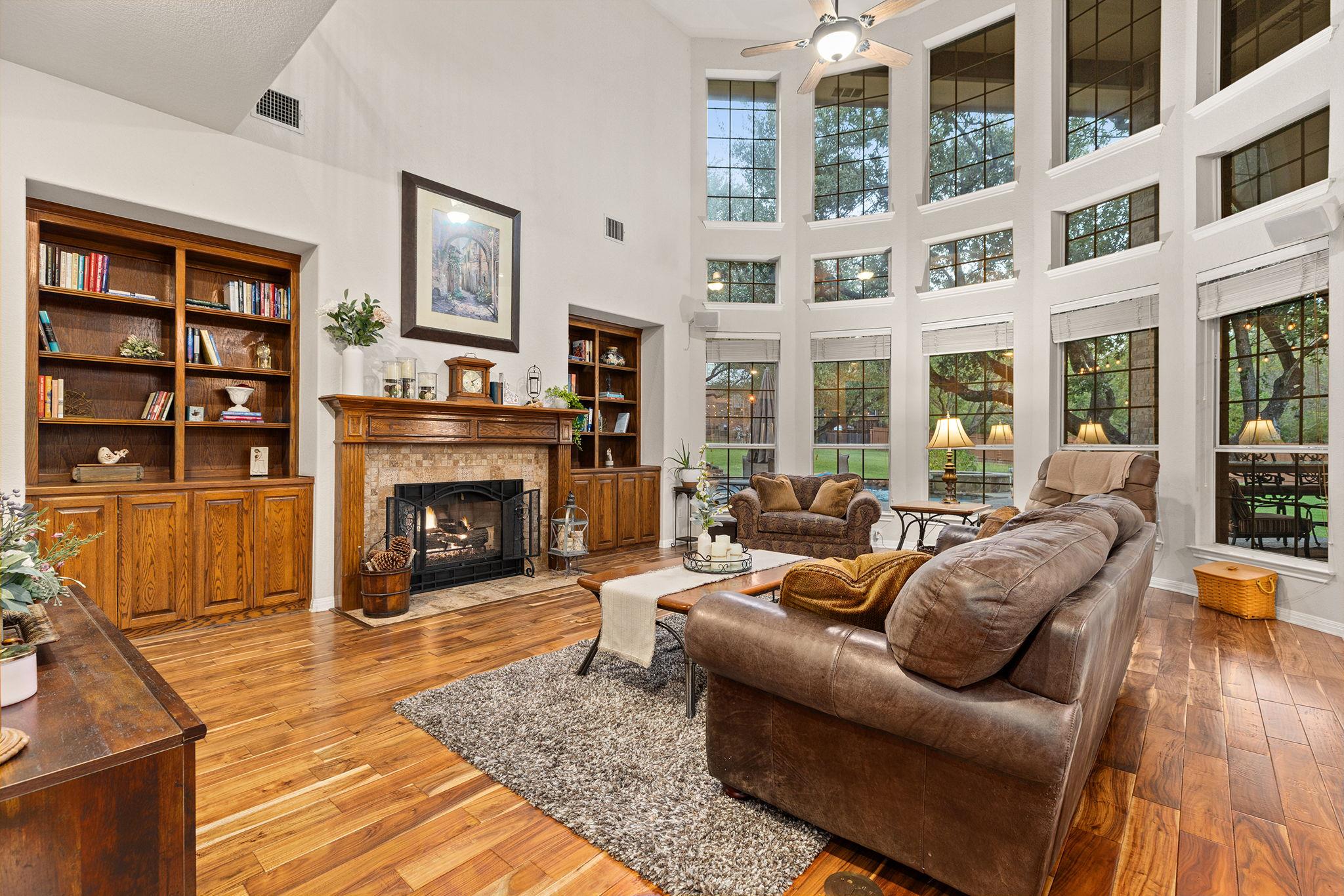 908 Golden Bear Cove Round Rock TX 78664