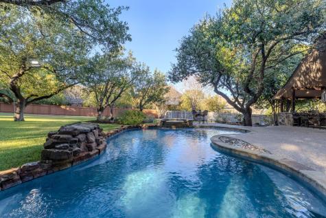 908 Golden Bear Cove Round Rock TX 78664