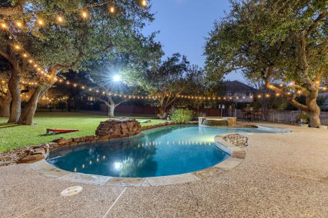 908 Golden Bear Cove Round Rock TX 78664