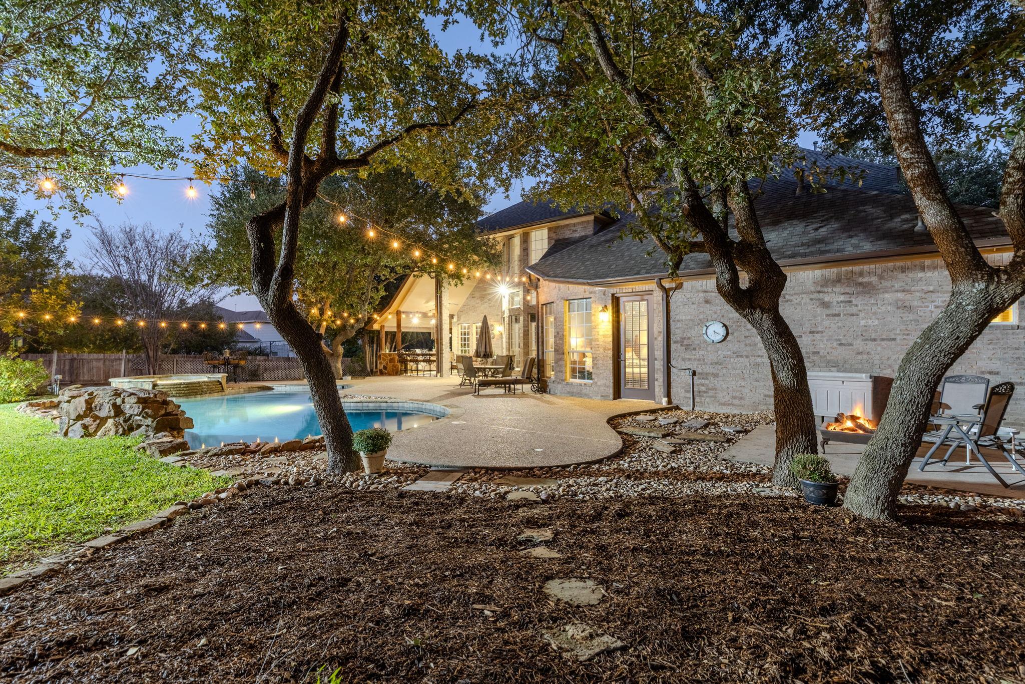 908 Golden Bear Cove Round Rock TX 78664