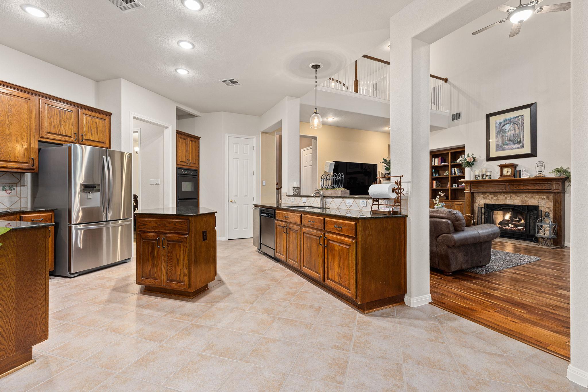 908 Golden Bear Cove Round Rock TX 78664