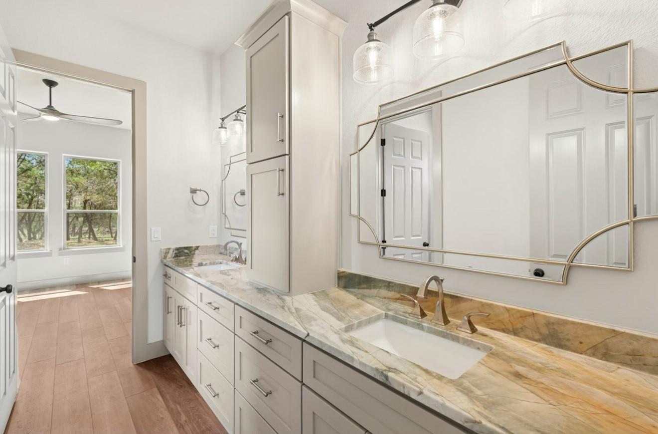 1034 Isabella Cove Liberty Hill TX 78642