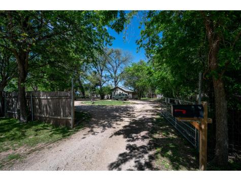 708 & 712 Nowotny Lane Austin TX 78702
