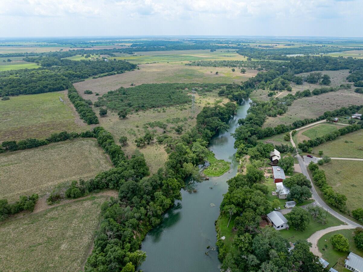 608 NW River Road Martindale TX 78655