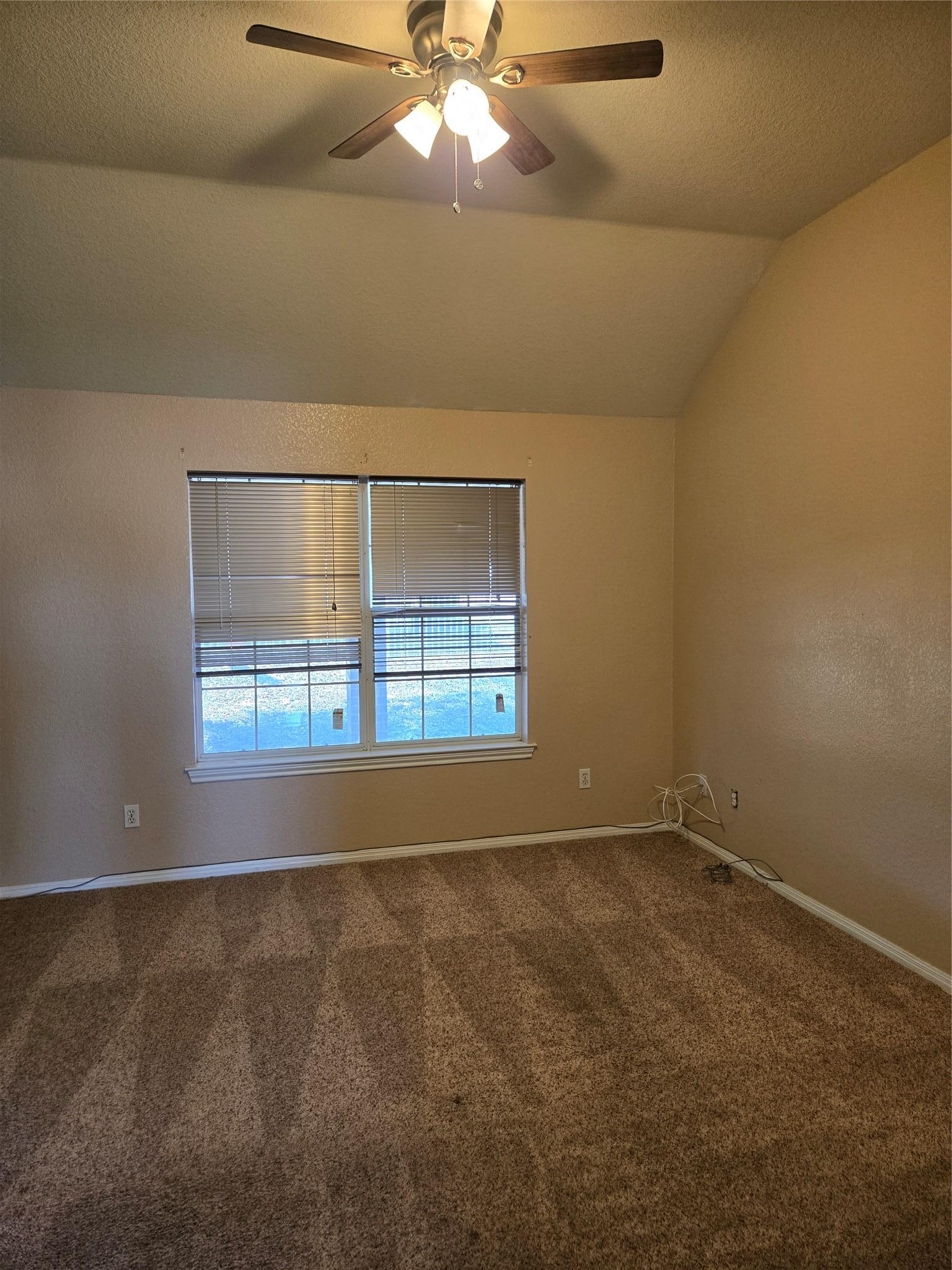 2607 Cherrylawn Drive Taylor TX 76574