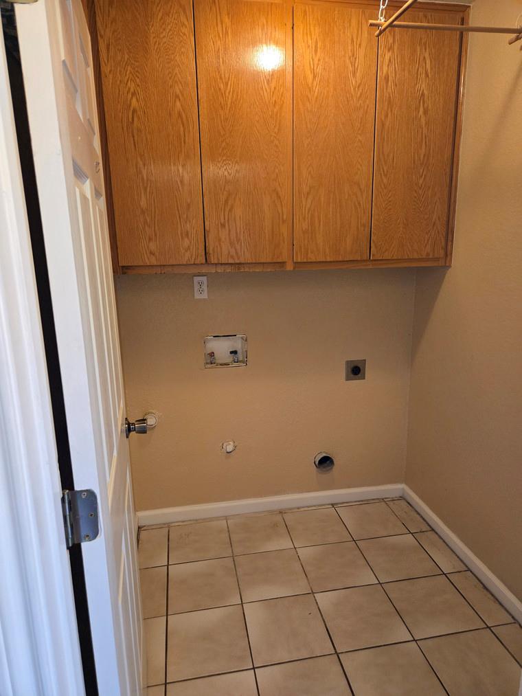 2607 Cherrylawn Drive Taylor TX 76574