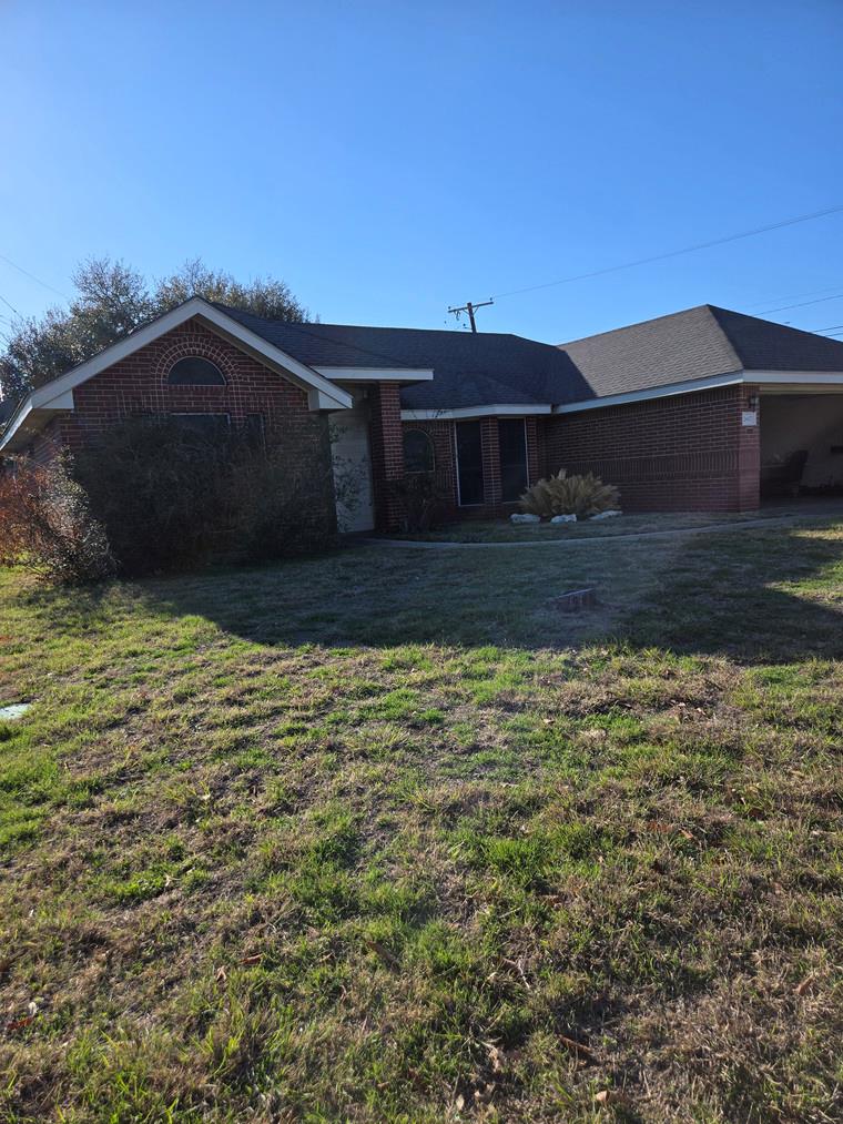 2607 Cherrylawn Drive Taylor TX 76574