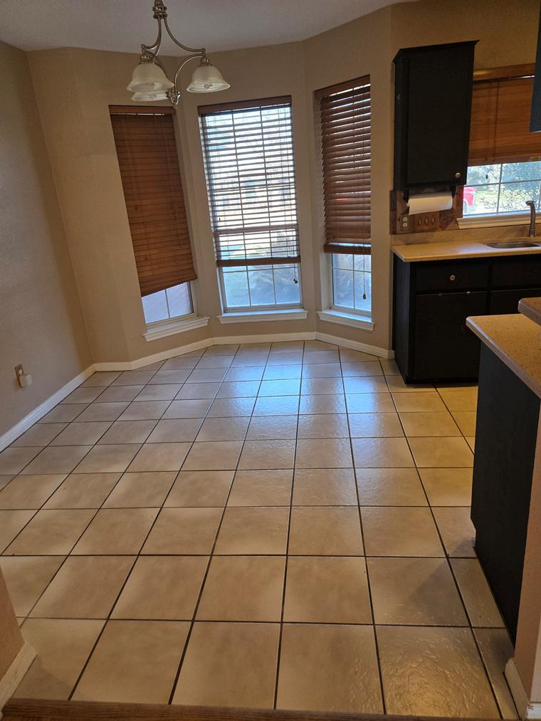 2607 Cherrylawn Drive Taylor TX 76574