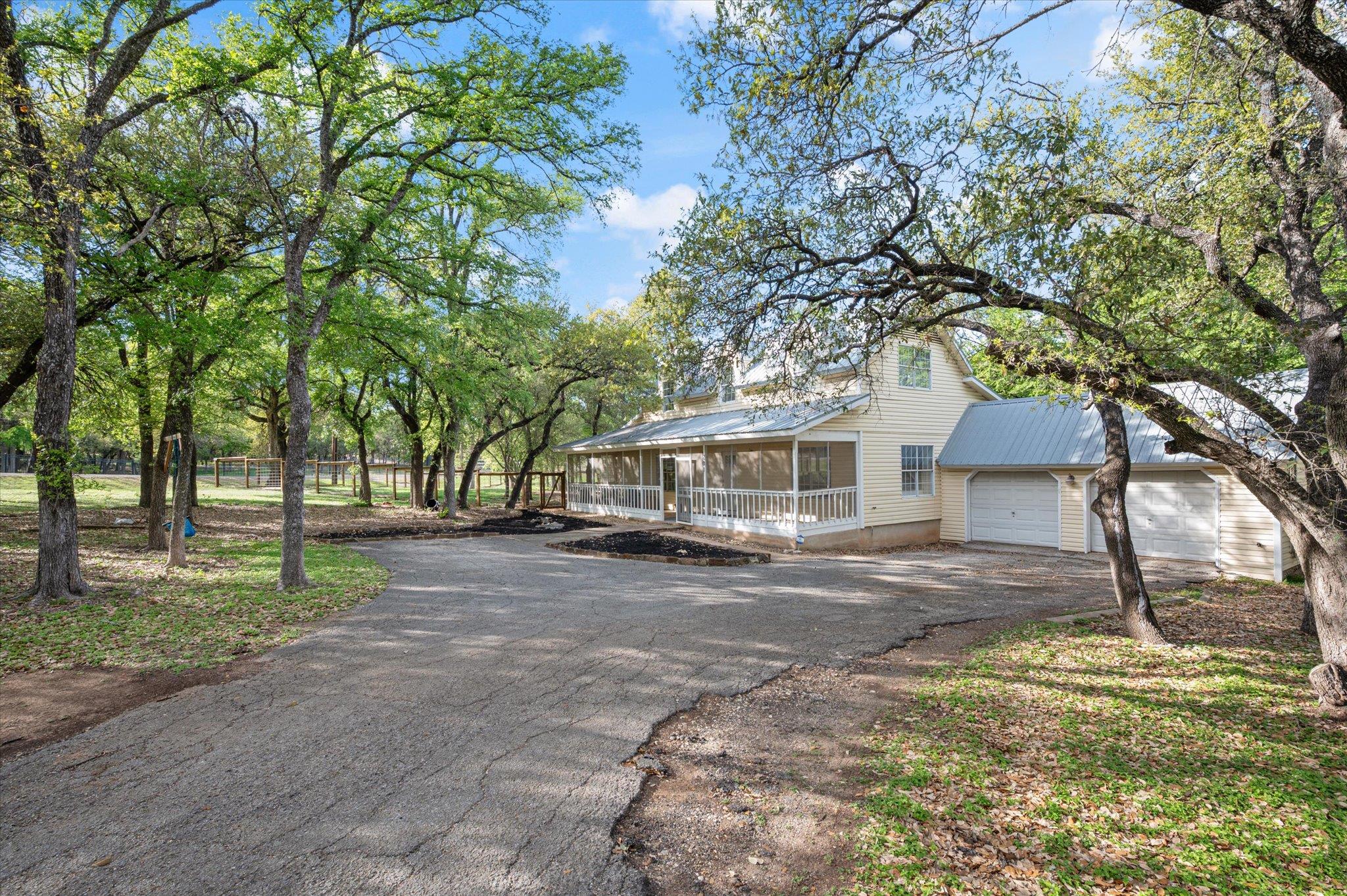 201 N Oak Hollow Road Georgetown TX 78628