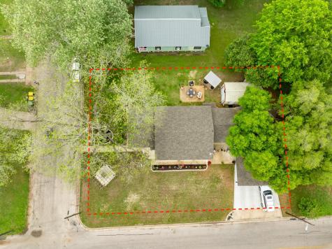 104 N Bright Street Gonzales TX 78629