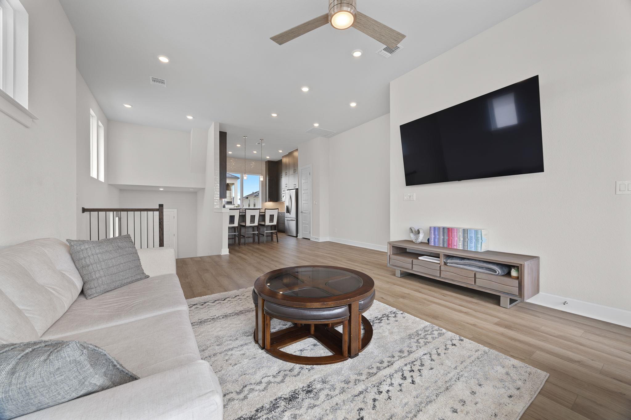 8 Doverland Drive Austin TX 78738