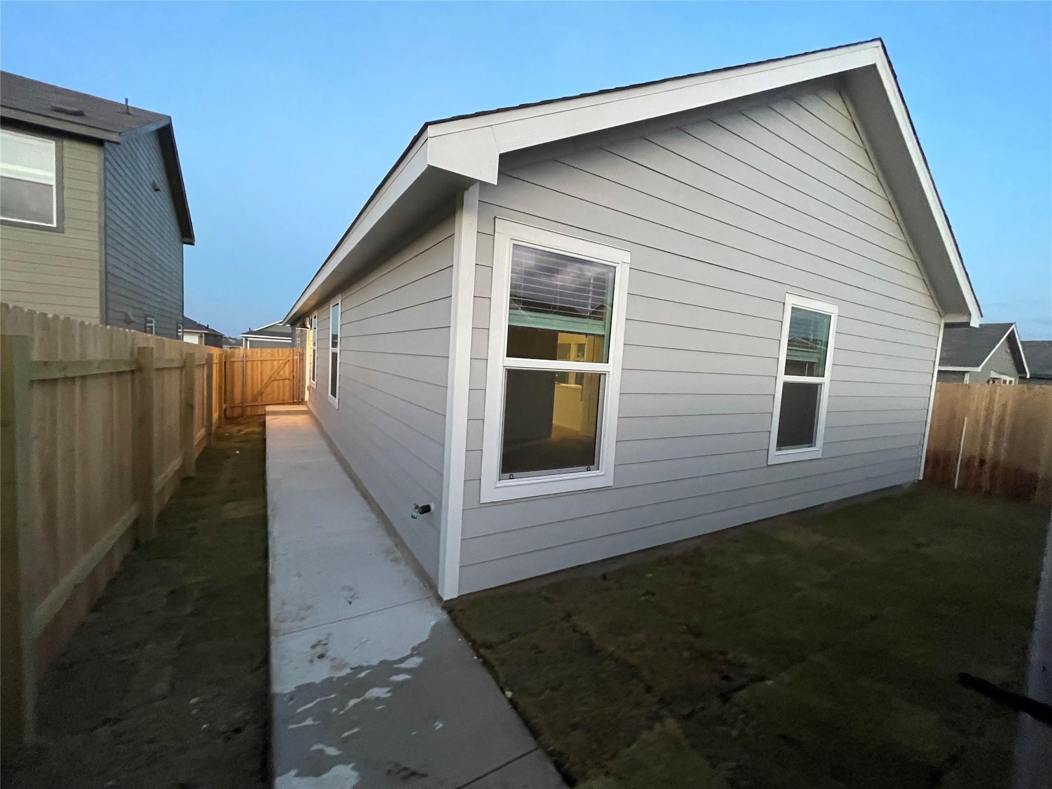 170 Sormonne Loop Kyle TX 78640