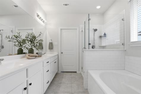 206 Palo Brea Loop Hutto TX 78634