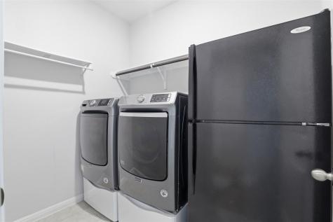 206 Palo Brea Loop Hutto TX 78634