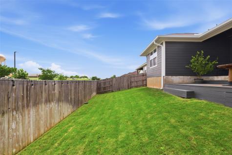 206 Palo Brea Loop Hutto TX 78634
