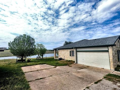 1644 County Road 139 Hutto TX 78634