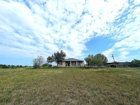 1644 County Road 139 Hutto TX 78634