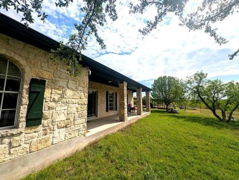 1644 County Road 139 Hutto TX 78634