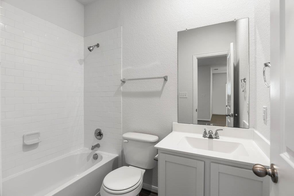 104 Katie Elder Drive Jarrell TX 76537