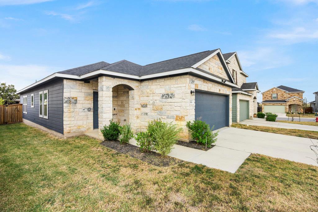 104 Katie Elder Drive Jarrell TX 76537