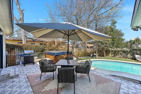 1204 E Live Oak Street Austin TX 78704