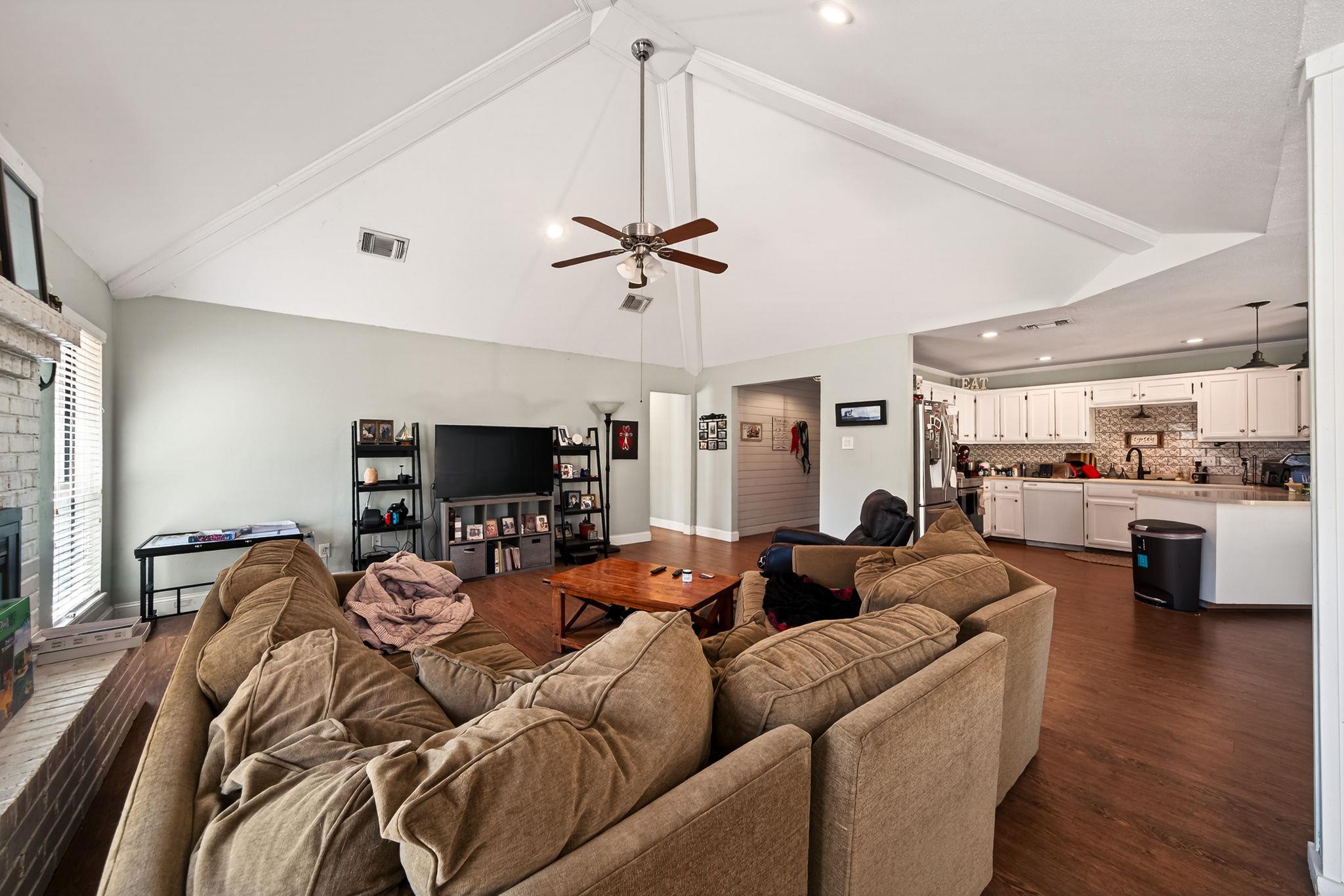 1911 Palace Drive New Braunfels TX 78130