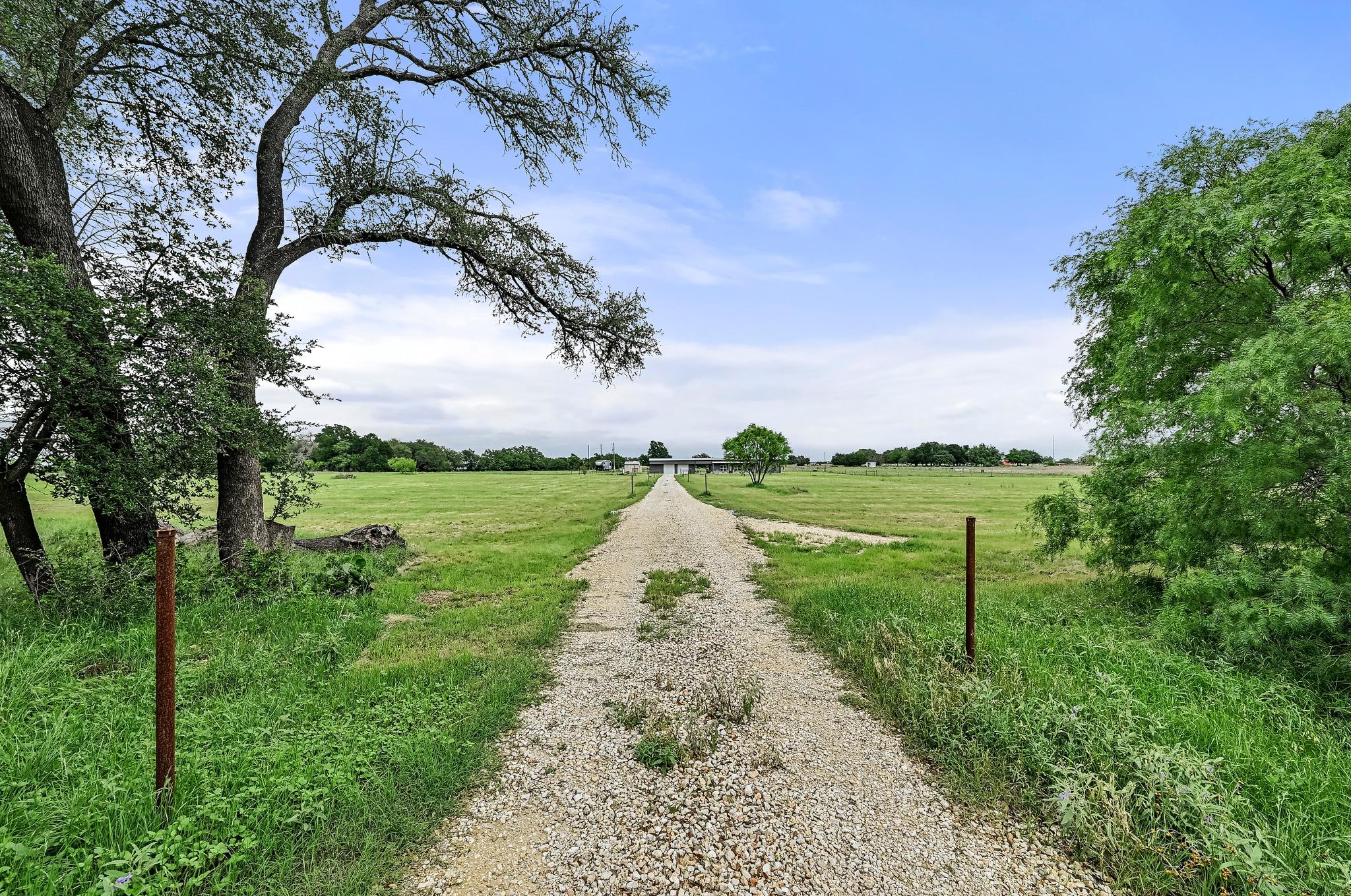 1608 County Road 204 Liberty Hill TX 78642
