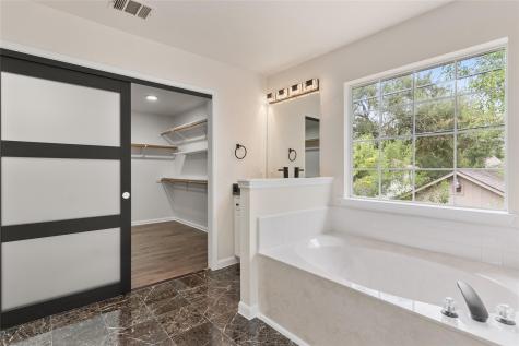 13102 Hunters Chase Drive Austin TX 78729
