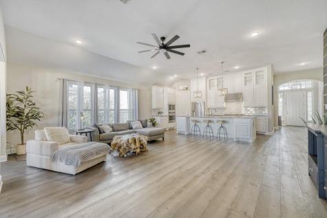 1820 Ficuzza Way Leander TX 78641