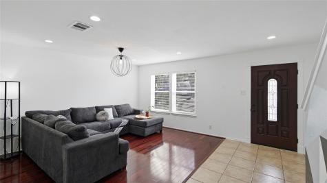 3744 Top Rock Lane Round Rock TX 78681