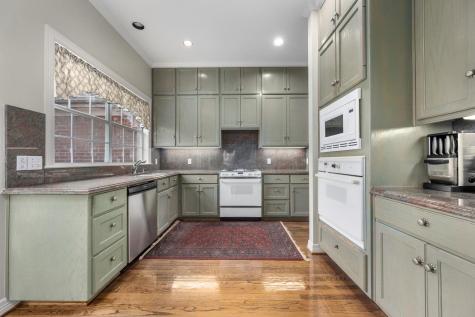 2716 Hillview Green Lane Austin TX 78703