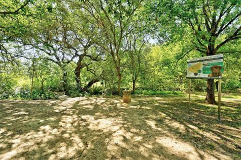 2716 Hillview Green Lane Austin TX 78703