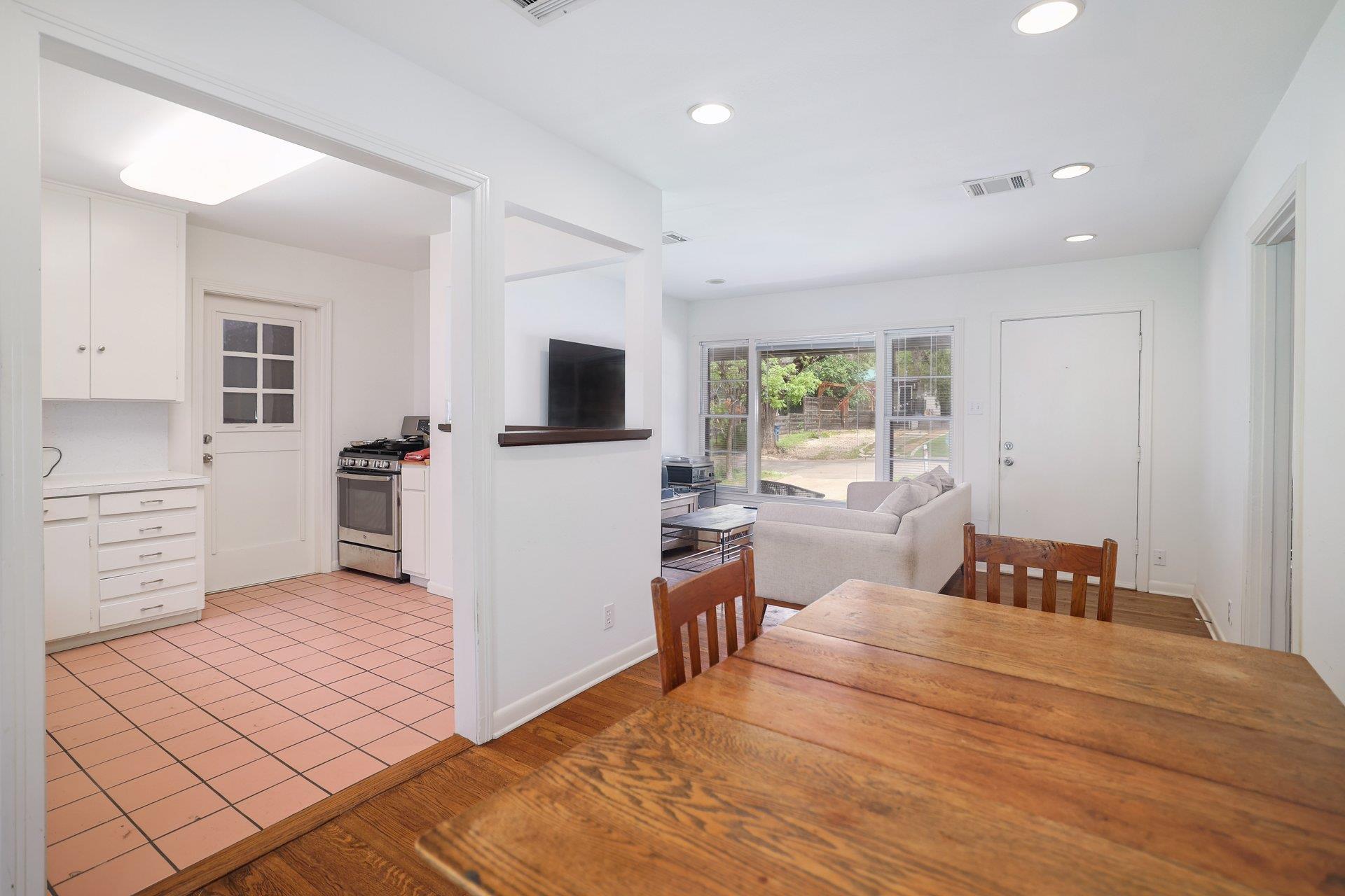 2203 Arpdale Street Austin TX 78704