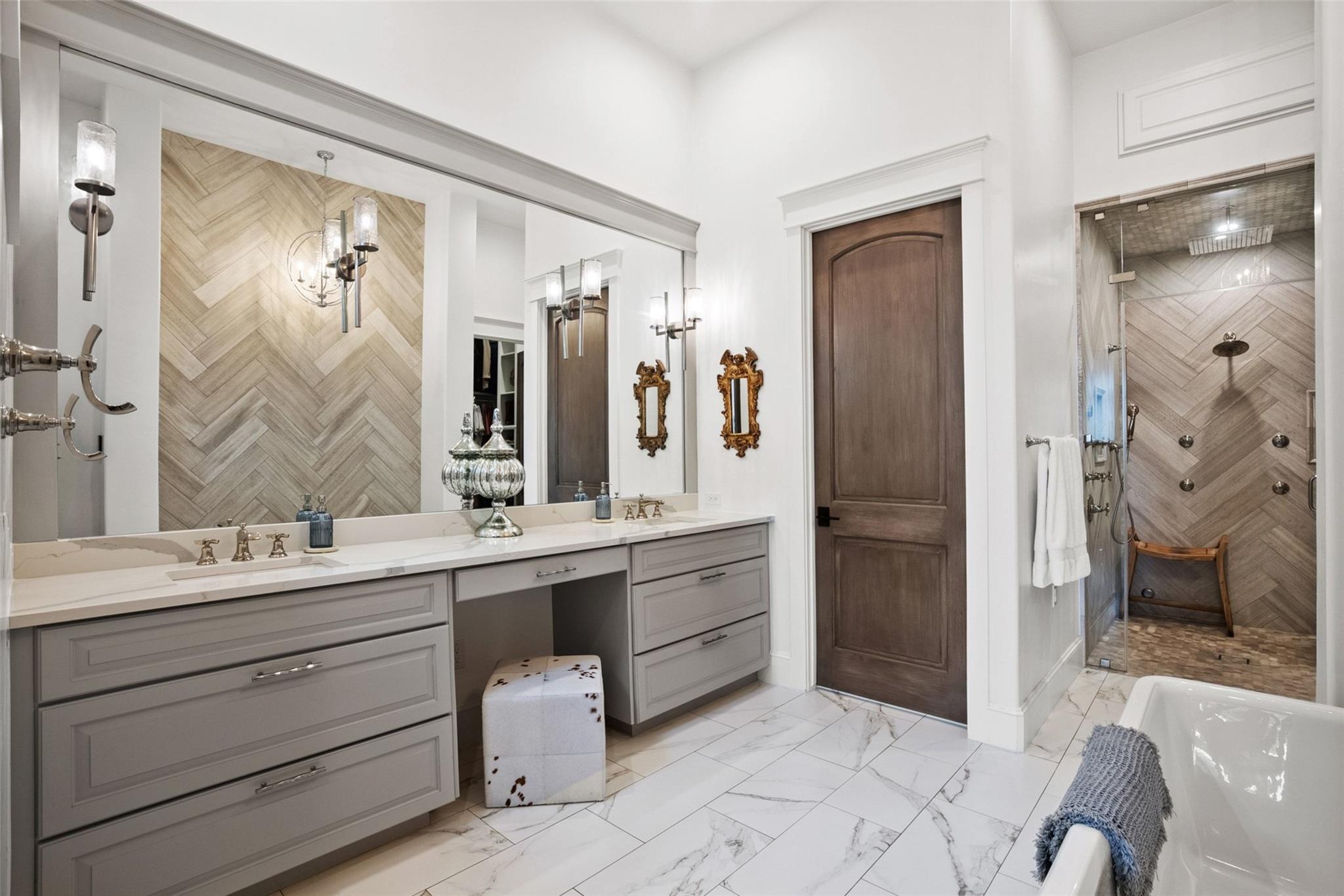 106 Diamond Hill Drive Horseshoe Bay TX 78657