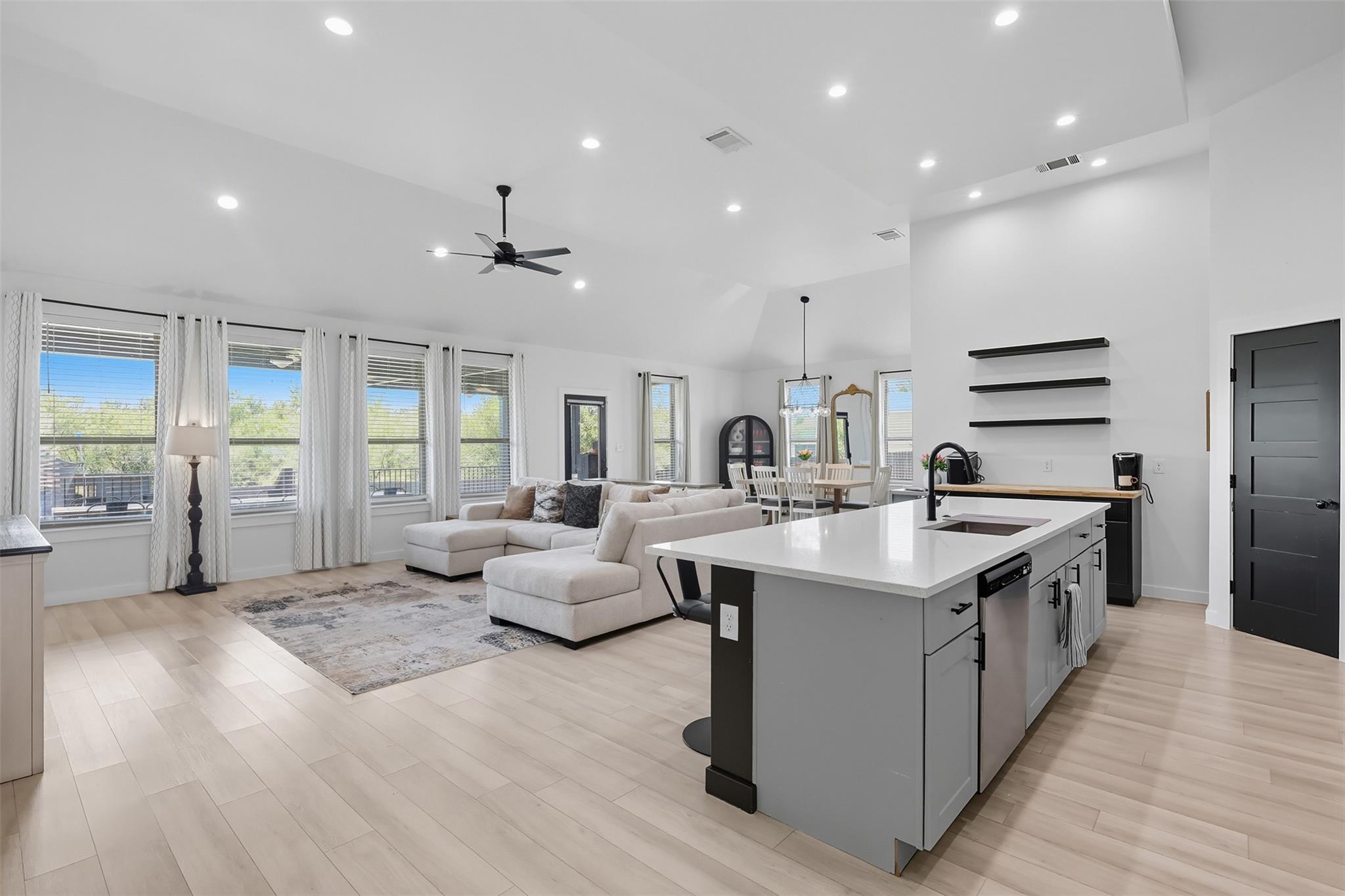 195 Blushing Drive Cedar Creek TX 78612
