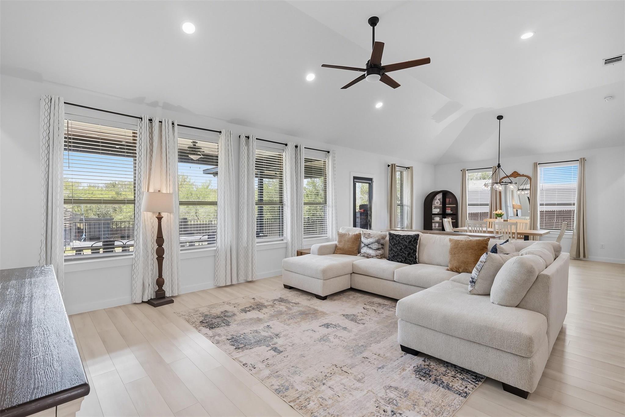 195 Blushing Drive Cedar Creek TX 78612