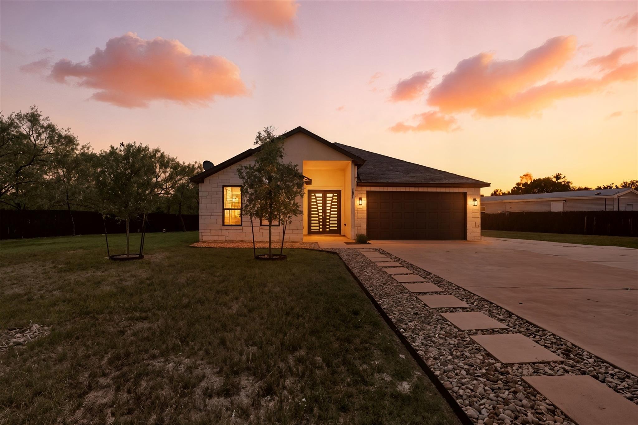 195 Blushing Drive Cedar Creek TX 78612