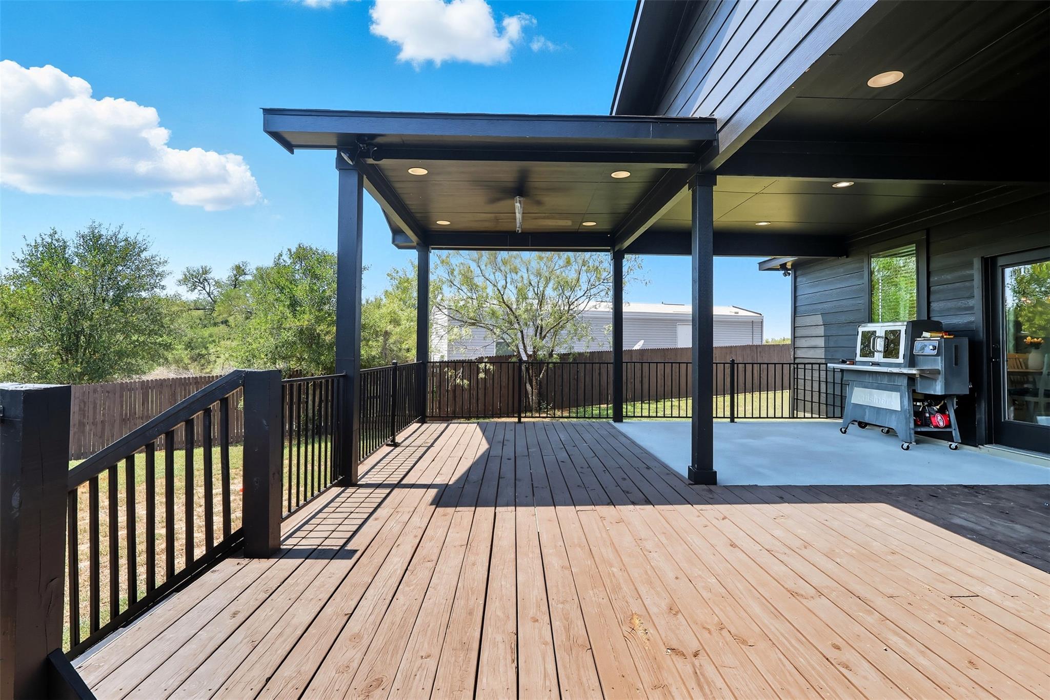 195 Blushing Drive Cedar Creek TX 78612