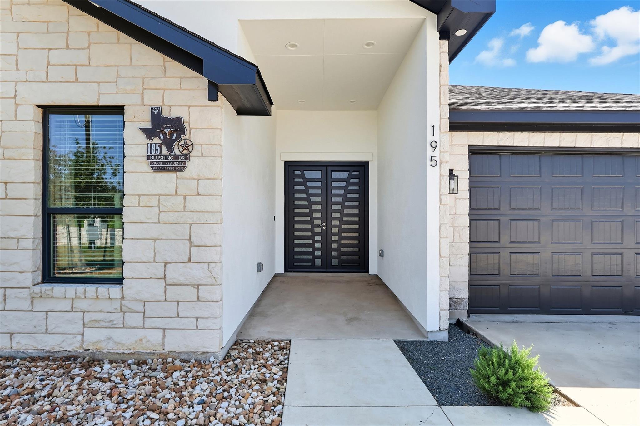 195 Blushing Drive Cedar Creek TX 78612