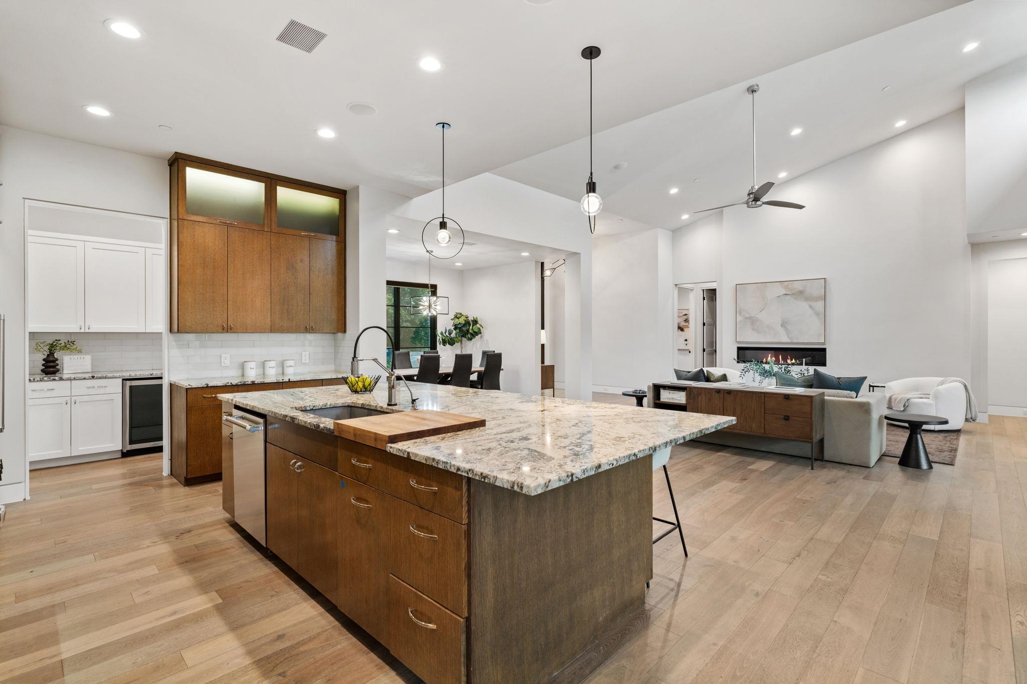 604 Brookhaven Trail Austin TX 78746