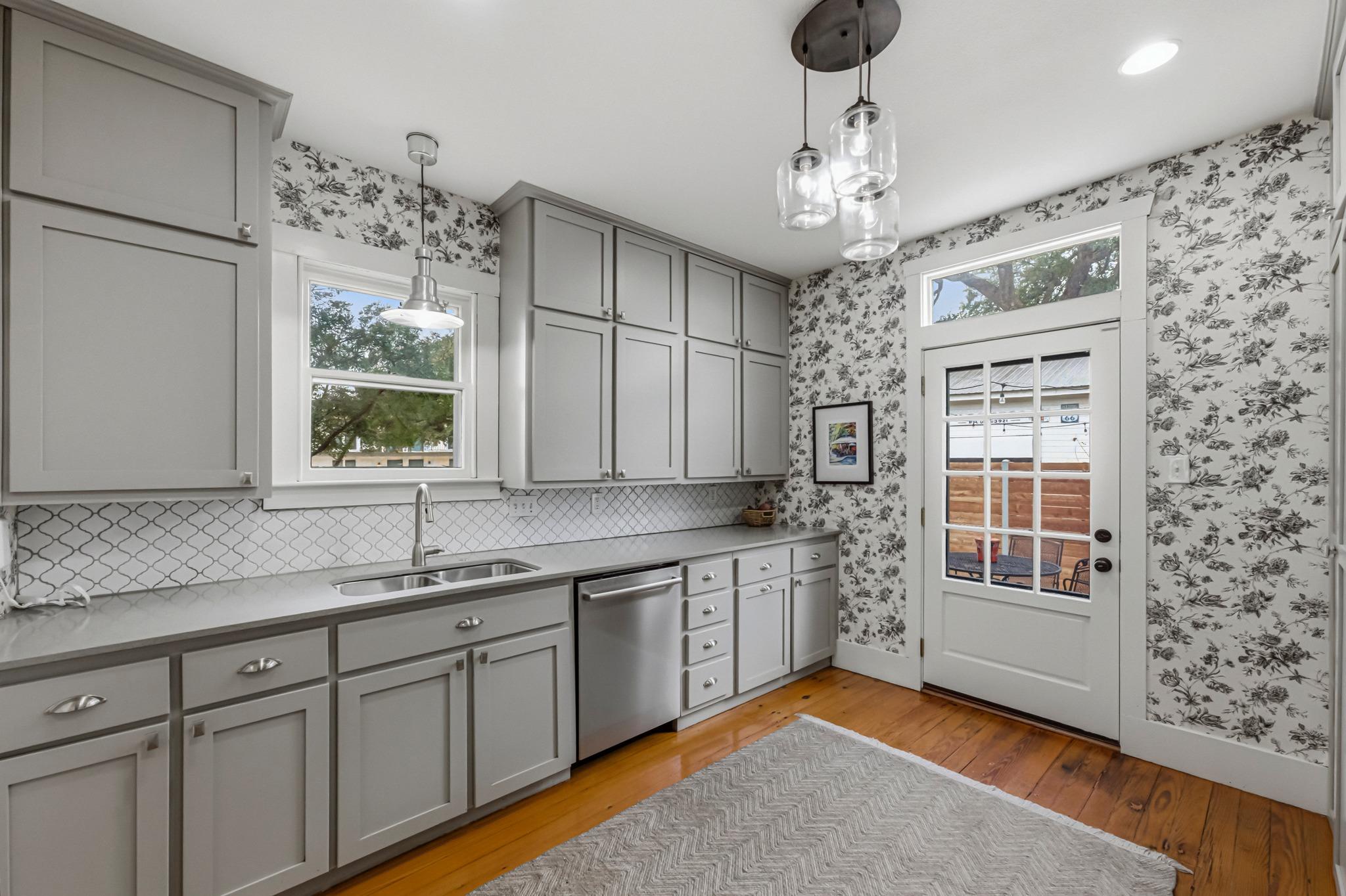 306 W 44th Street Austin TX 78751