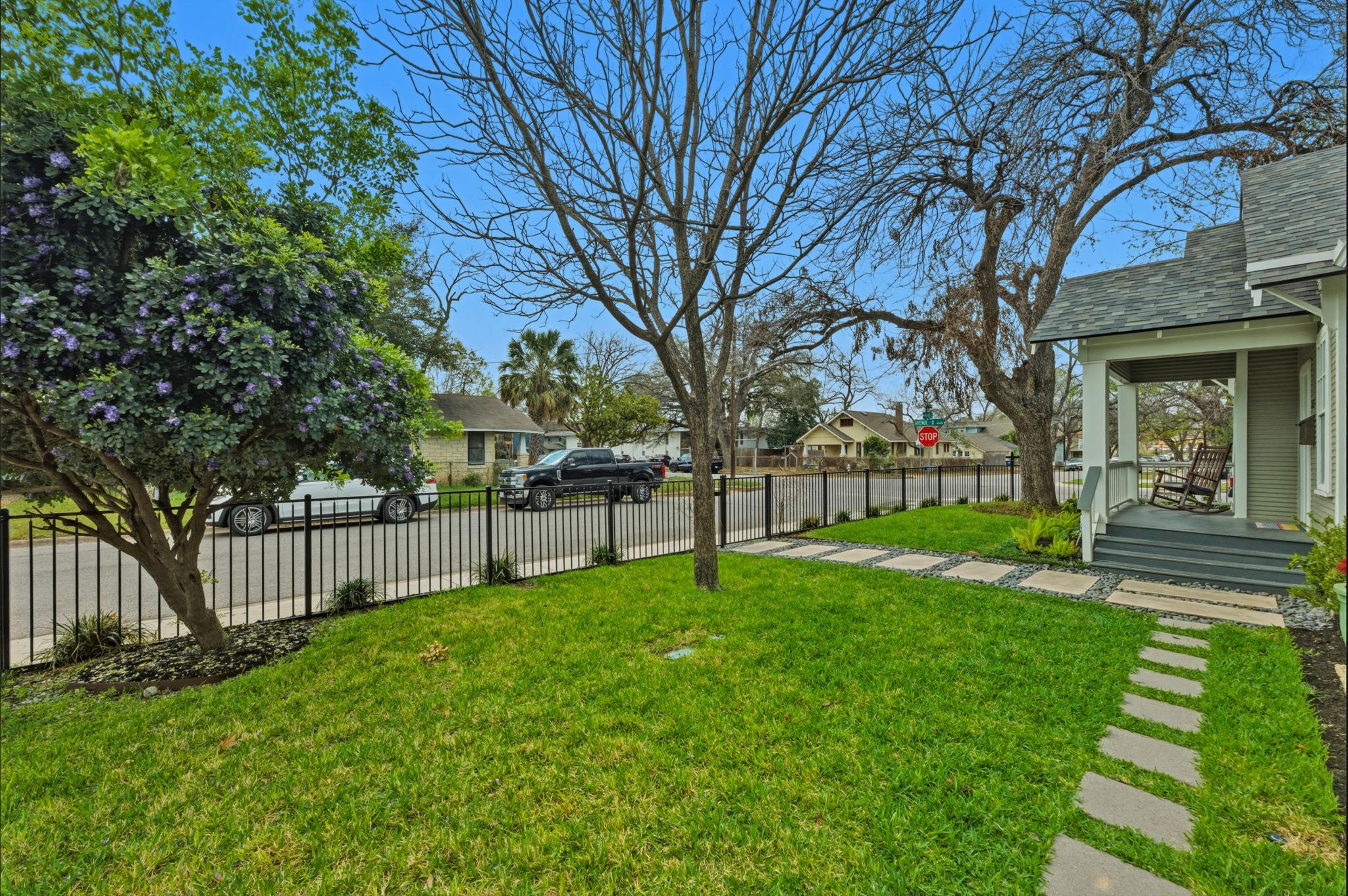 306 W 44th Street Austin TX 78751