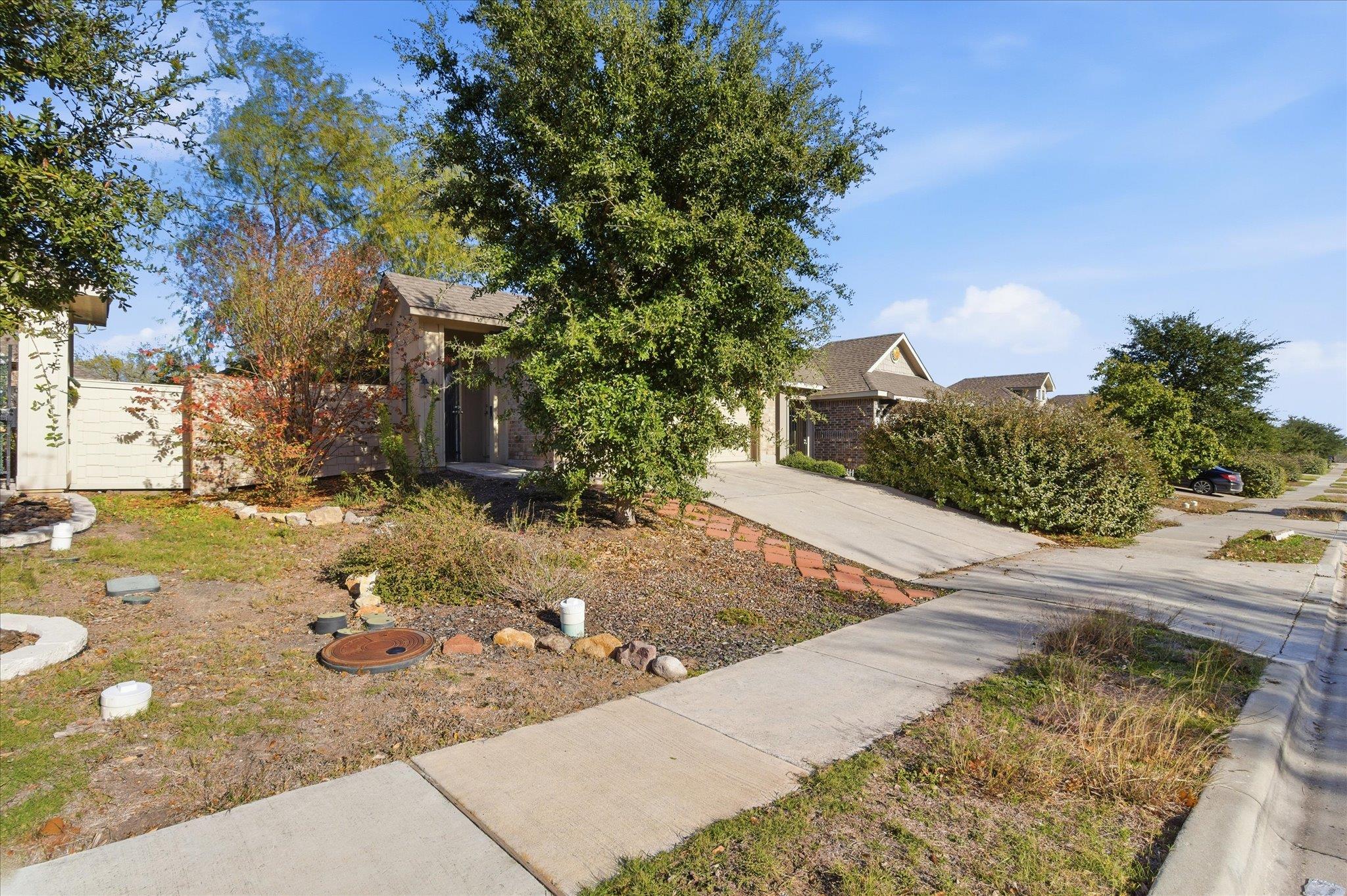 514 Nautical Loop Kyle TX 78640