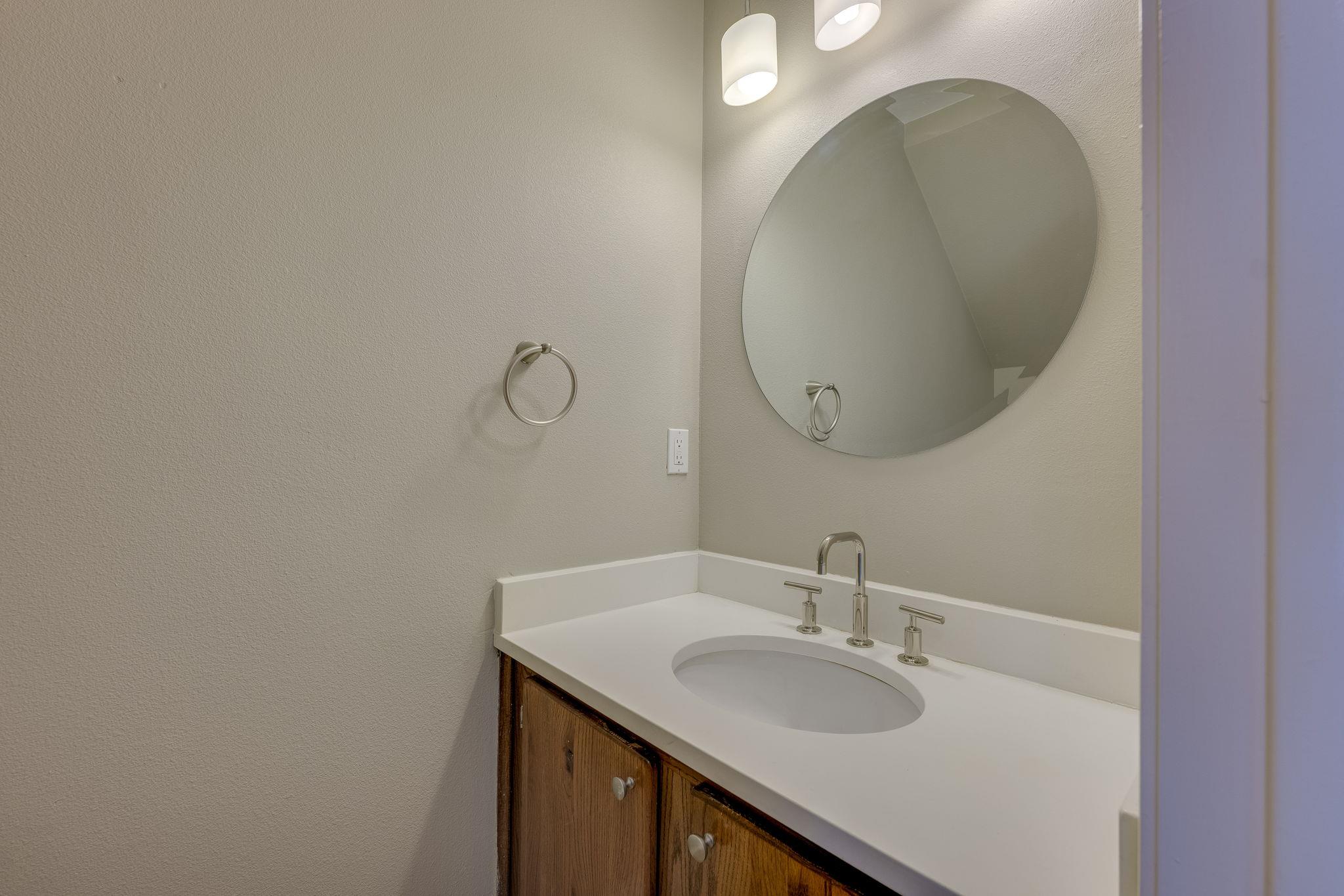 5711 Abilene Trail Austin TX 78749