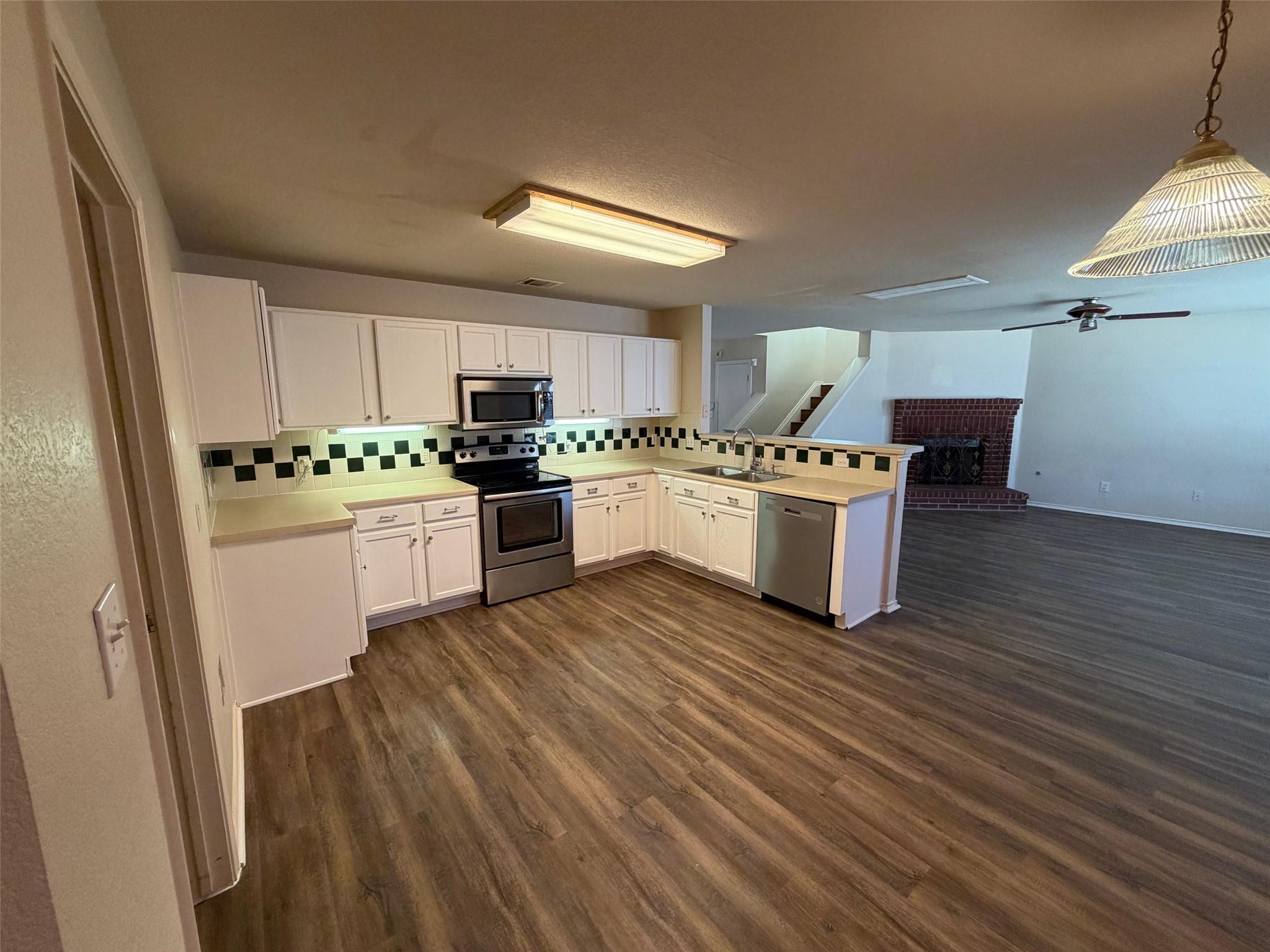705 Riverway Lane Leander TX 78641