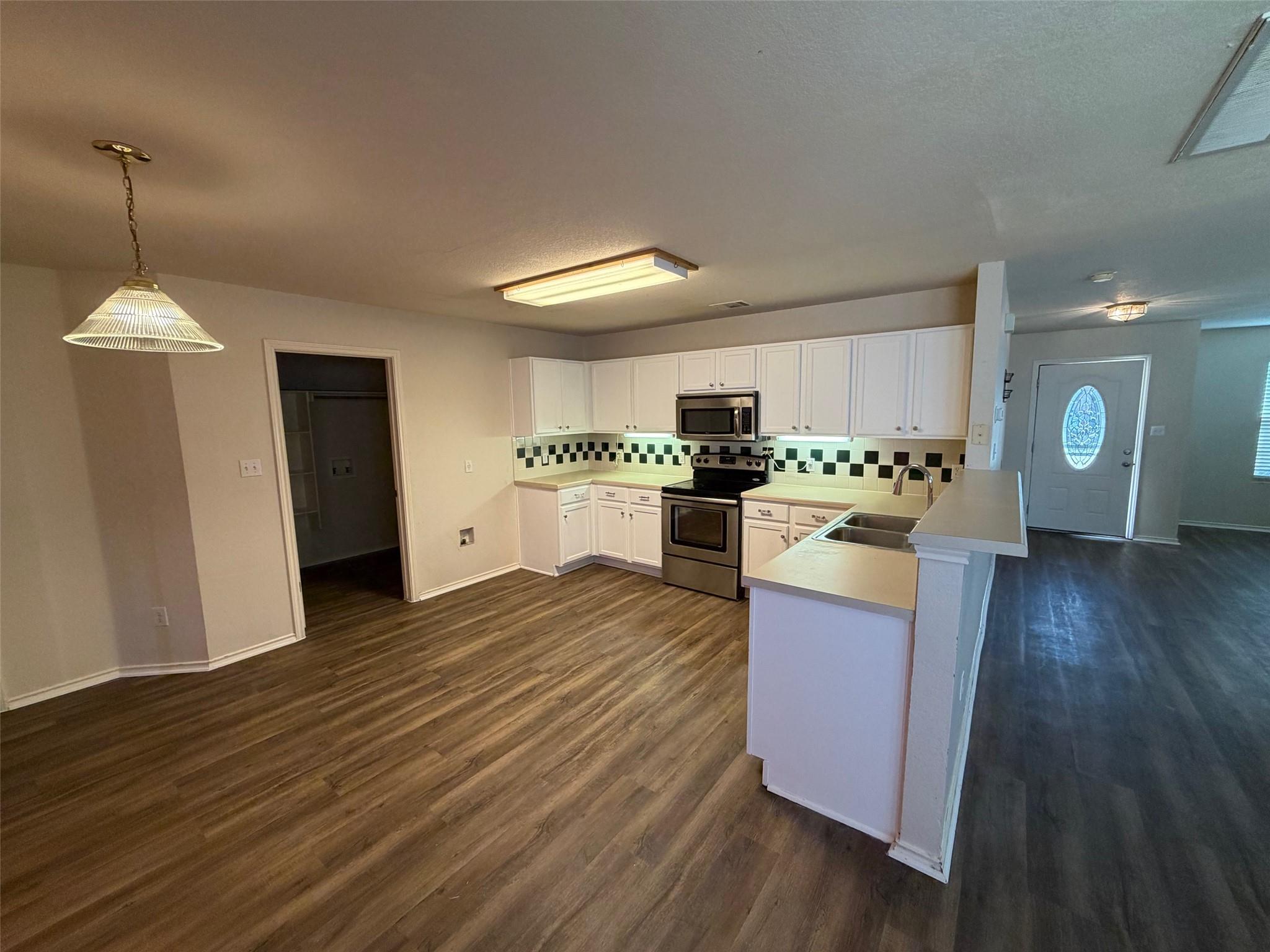 705 Riverway Lane Leander TX 78641