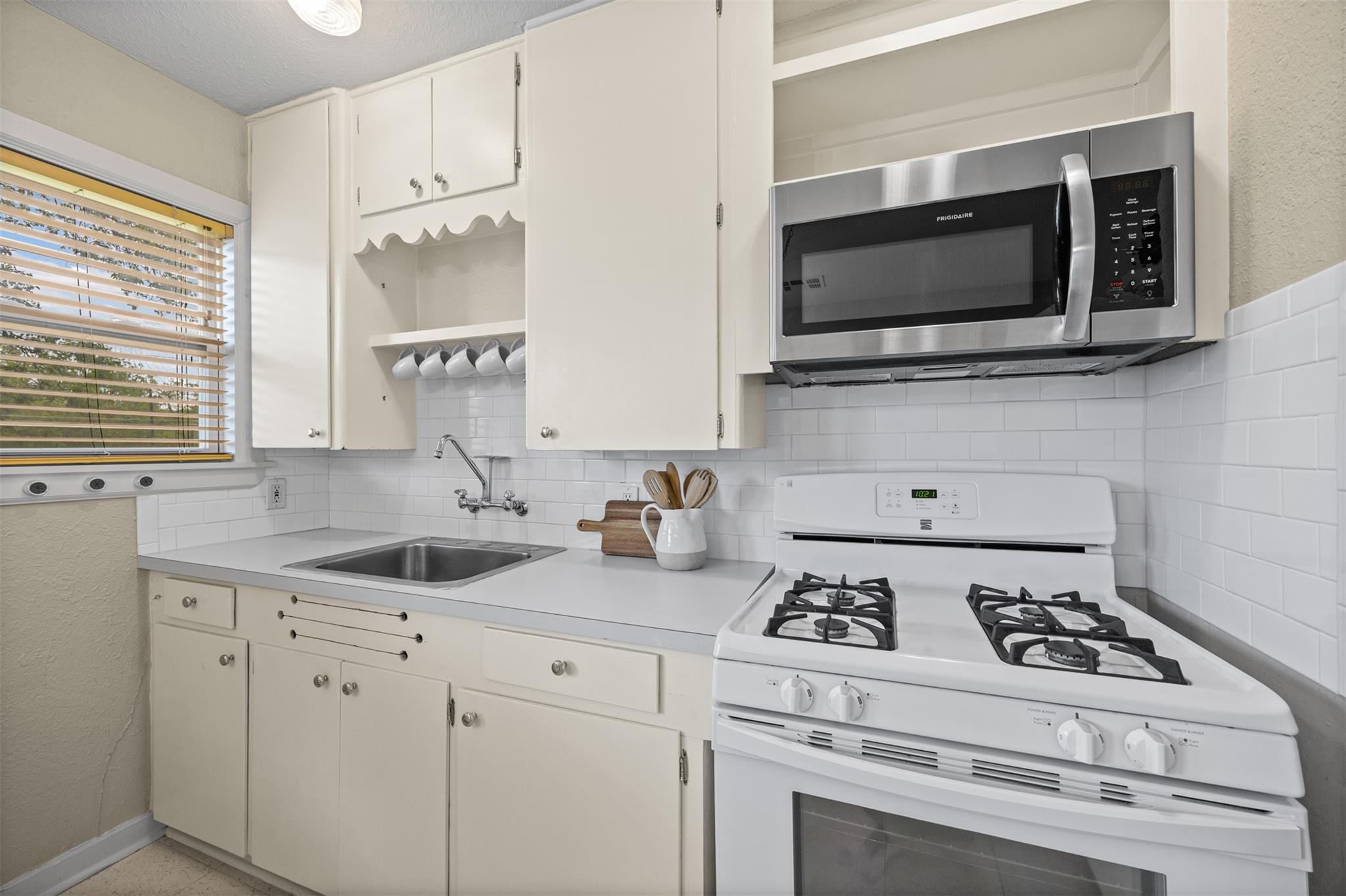 2403 S 2nd Street Austin TX 78704