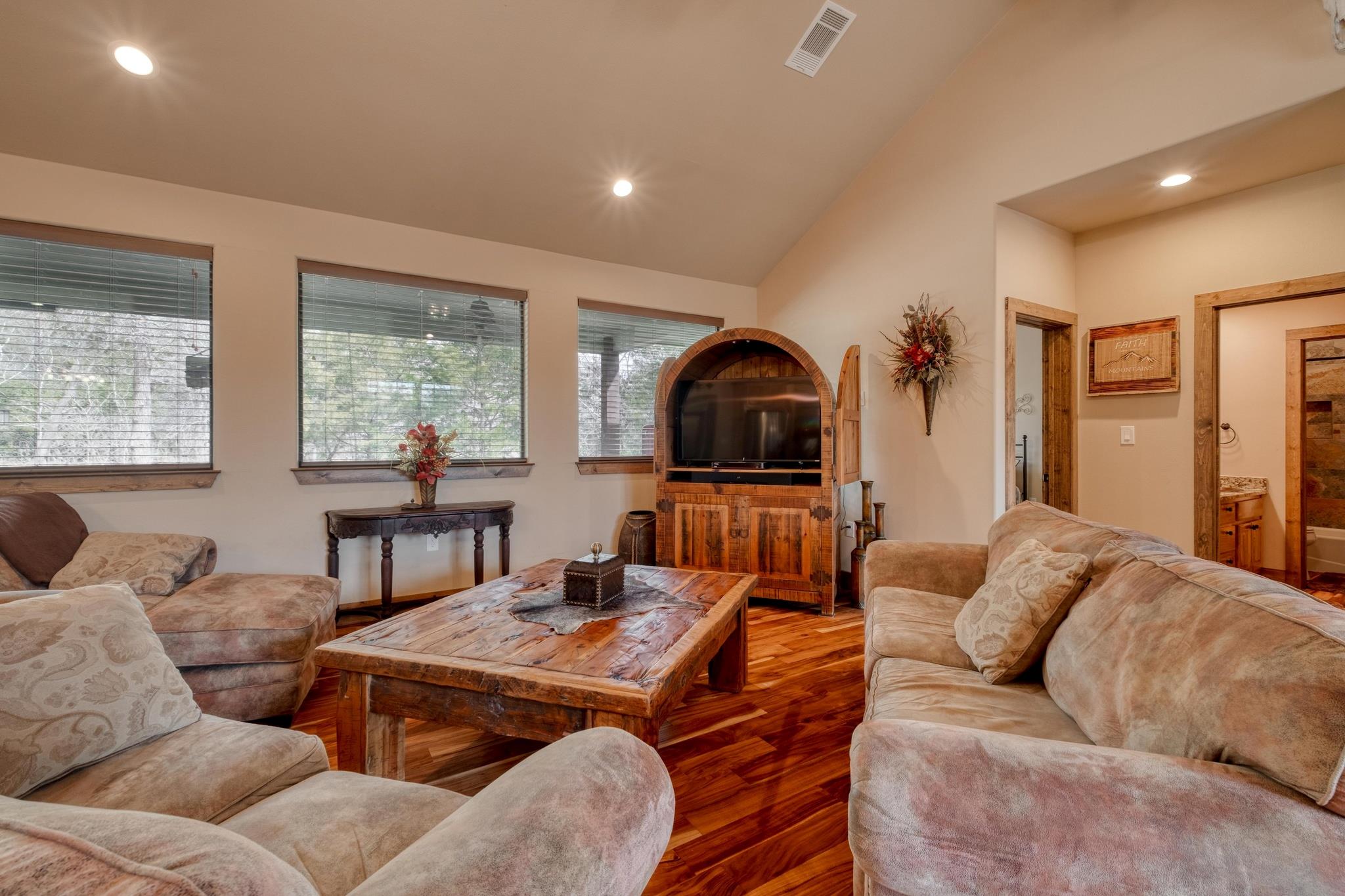 7152 Taylorsville Road Dale TX 78616
